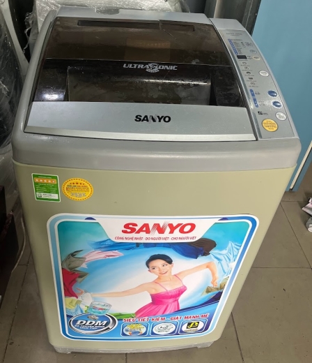 Máy giặt cũ Sanyo  8,5kg lòng inox không rỉ mới 90%