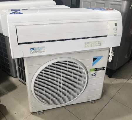 Máy lạnh cũ Daikin  1,75 HP inverter  tiết kiệm điện gas R410  mới 95%